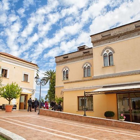 Hotel Villa Fiorita جوليانوفا المظهر الخارجي الصورة