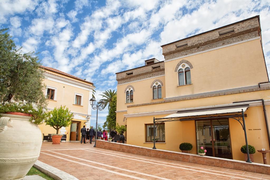 Hotel Villa Fiorita جوليانوفا المظهر الخارجي الصورة